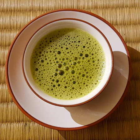 Matcha, ça matche… Les 5 bienfaits du thé le plus populaire au monde ！